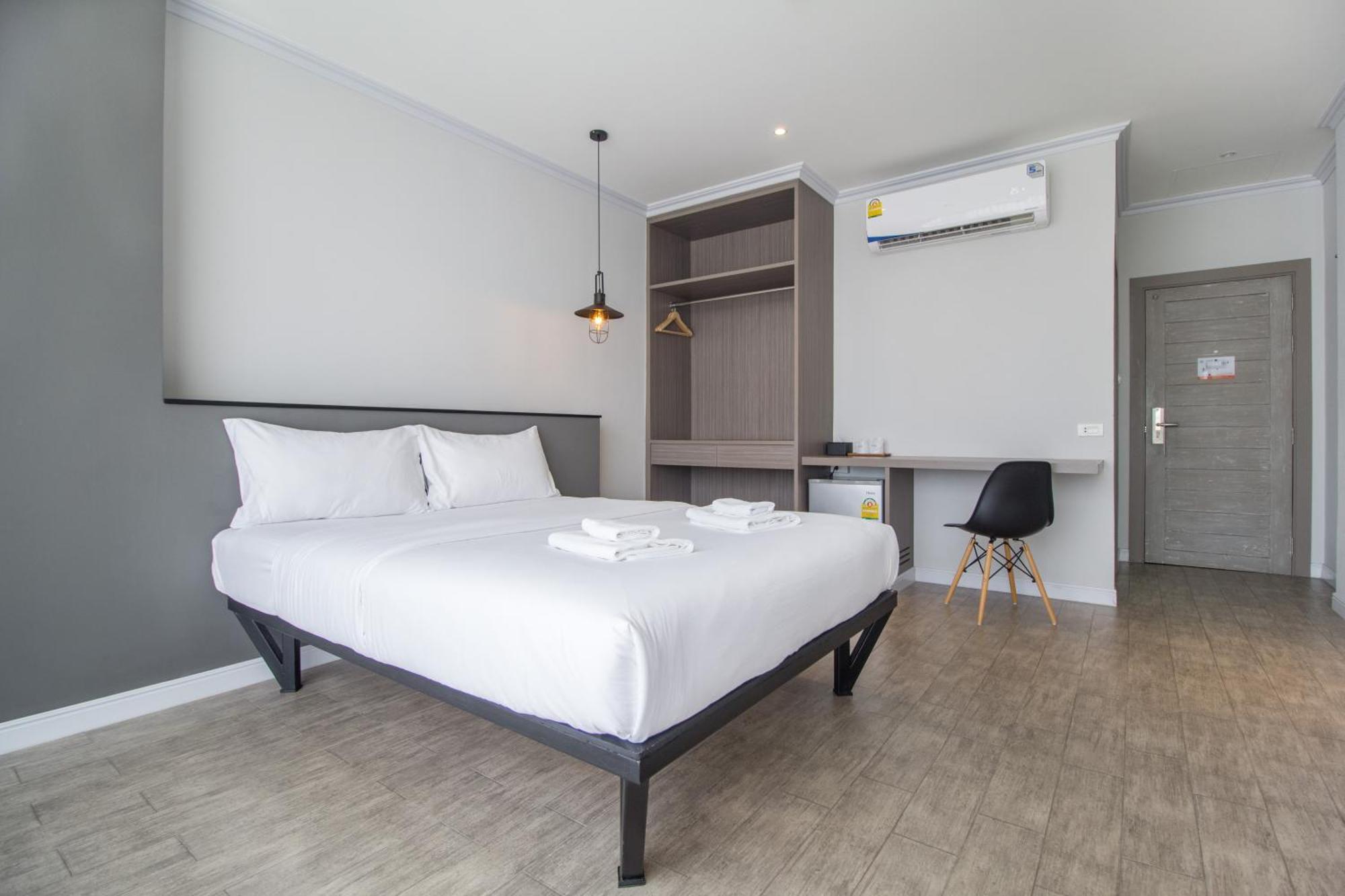 Hotel The Corner Hua Hin Esterno foto