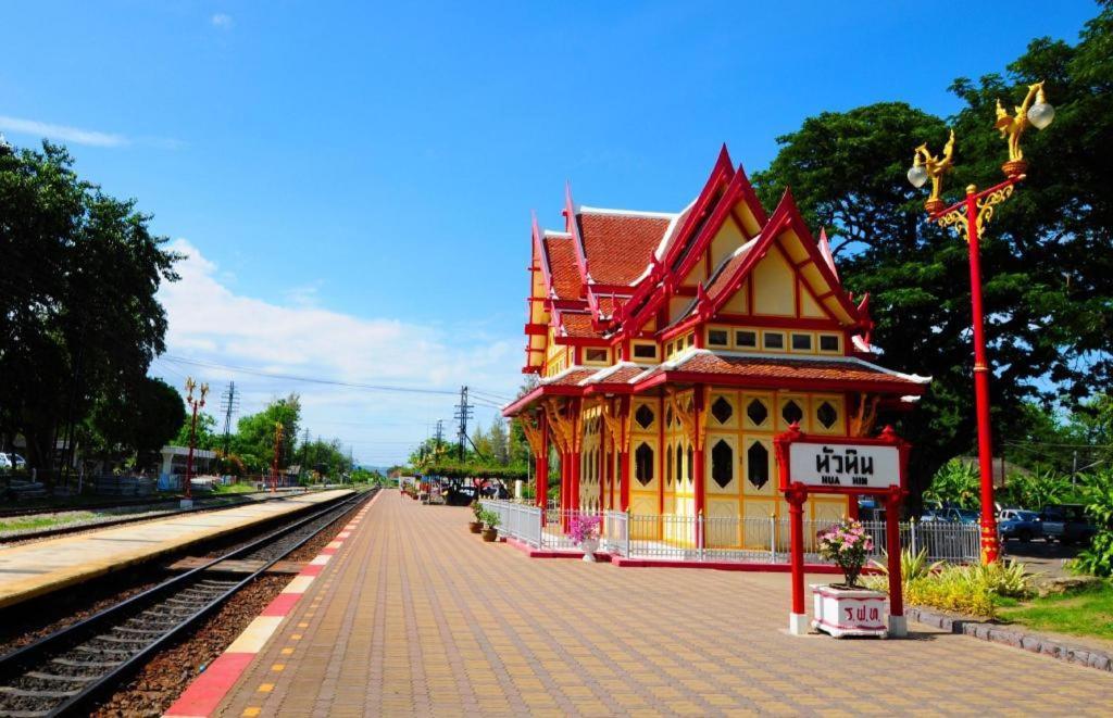 Hotel The Corner Hua Hin Esterno foto