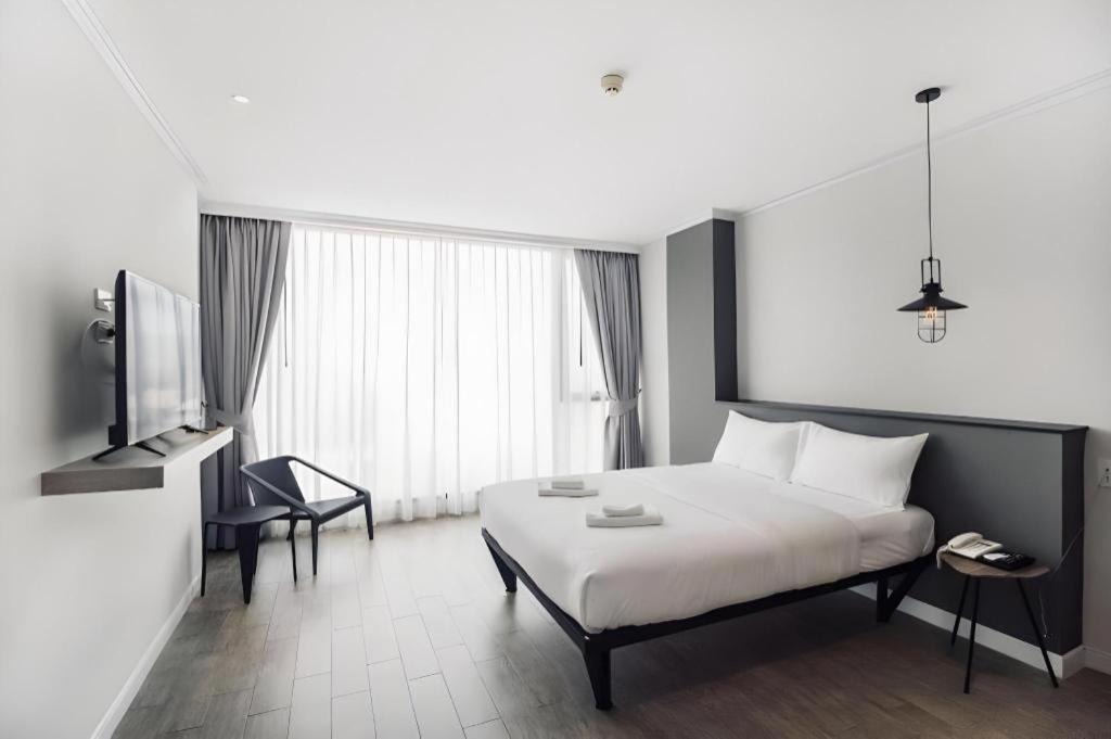 Hotel The Corner Hua Hin Esterno foto